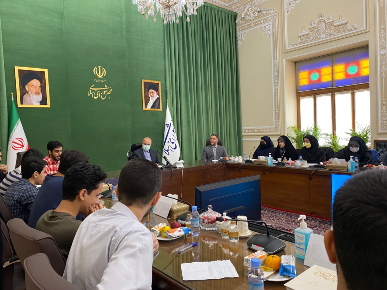 آغاز دومین نشست آقای قالیباف با دانش آموزان استعدادهای درخشان