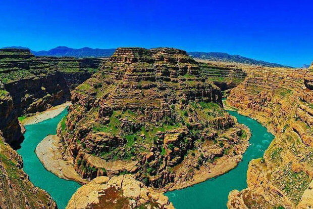 ۸ اثر طبیعی لرستان ثبت ملی می‌شود