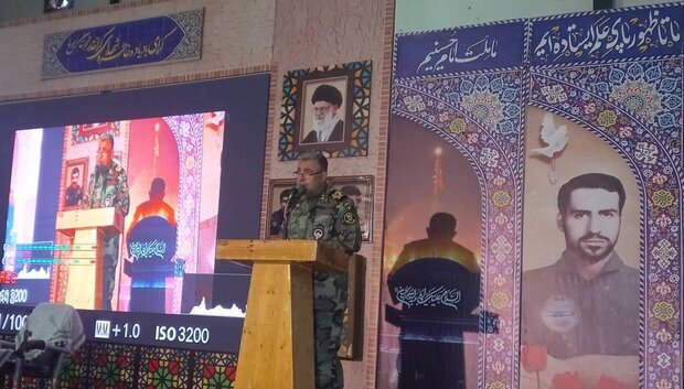 ولایتمداری ویژگی برجسته خلبان شهید «احمد کشوری» بود