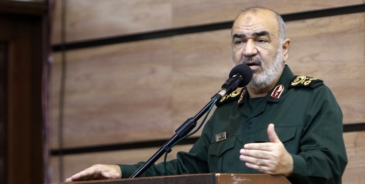 سرلشکر سلامی: امروز برای شکست دادن دشمن قدرت انباشته کرده‌ایم