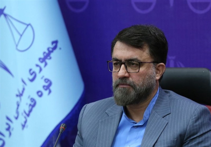 کشف حجاب در فروشگاه البسه قزوین/ ‌فروشگاه‌ پلمب شد