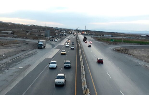ترافیک سنگین در آزادراه کرج- تهران