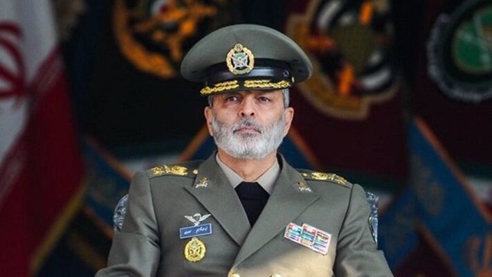 اقتدار دفاعی کشور، نویدبخش سربلندی روزافزون ایران است