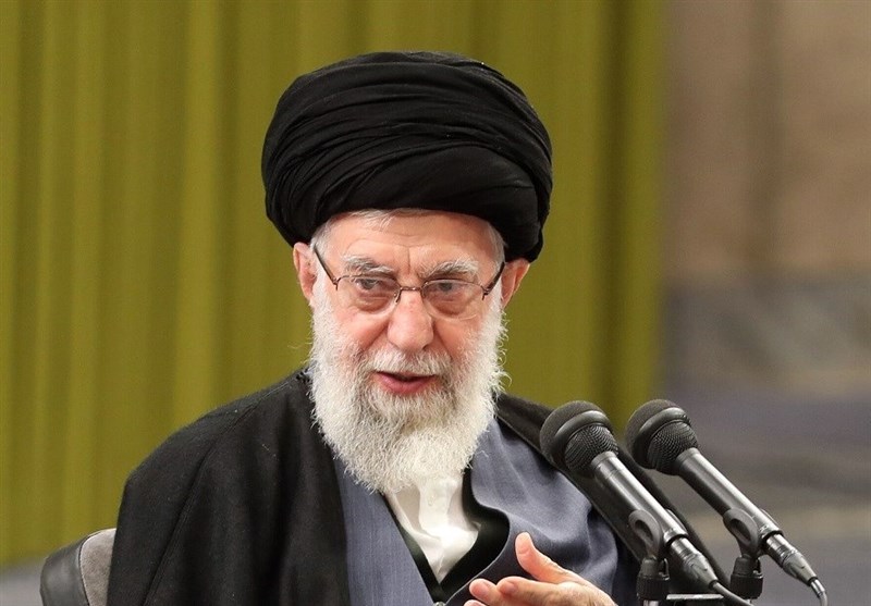 رهبر انقلاب: غربی‌ها از زن ایرانی کینه دارند و به دروغ خود را طرفدار حقوق زن معرفی می‌کنند