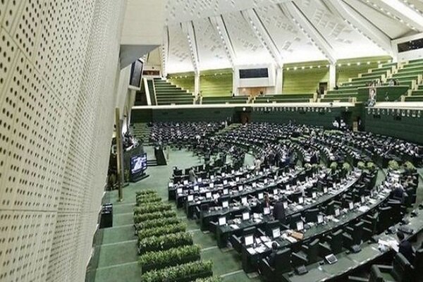 گزارشگران فسادی که برای تهیه مدارک مرتکب جرم شوند،پاداش نمی‌گیرند