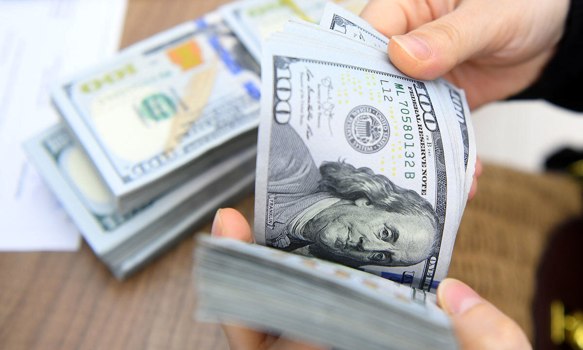 کاهش قیمت دلار، سایر قیمت‌ها را پایین می‌آورد؟