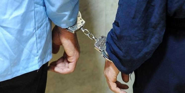 دستگیری ۲ کلاهبردار کارتهای اعتباری در شهریار دستگیری ۲ کلاهبردار کارتهای اعتباری در شهریار