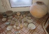 تحویل ۳۴ ظرف سفالی متعلق به هزاره سوم قبل از میلاد به میراث فرهنگی دلگان