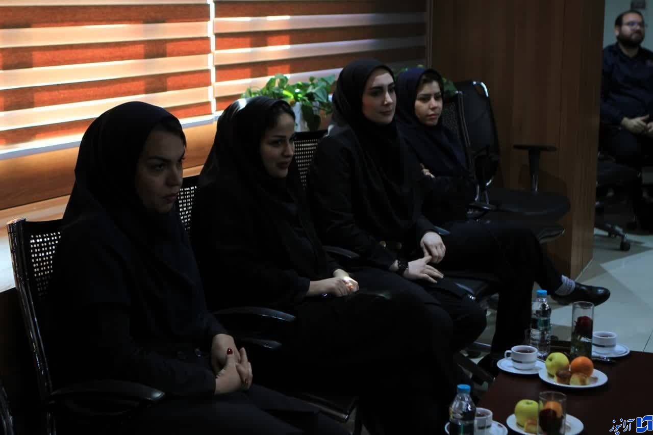 برگزاری مراسم گرامیداشت روز زن در فولاد اکسین خوزستان/بانوان اکسینی تجلیل شدند
