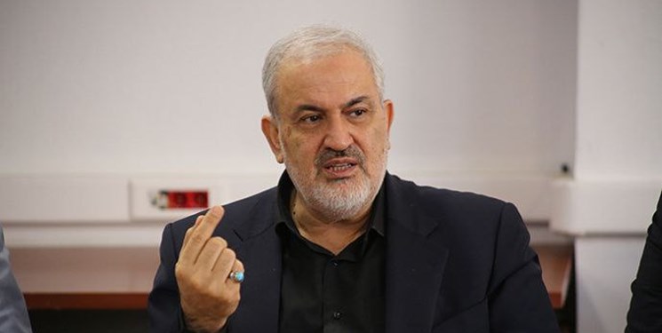 وزیر صمت: نباید با وضع برخی قوانین فرصت تشکیل سرمایه از صنایع را گرفت وزیر صمت: نباید با وضع برخی قوانین فرصت تشکیل سرمایه از صنایع را گرفت