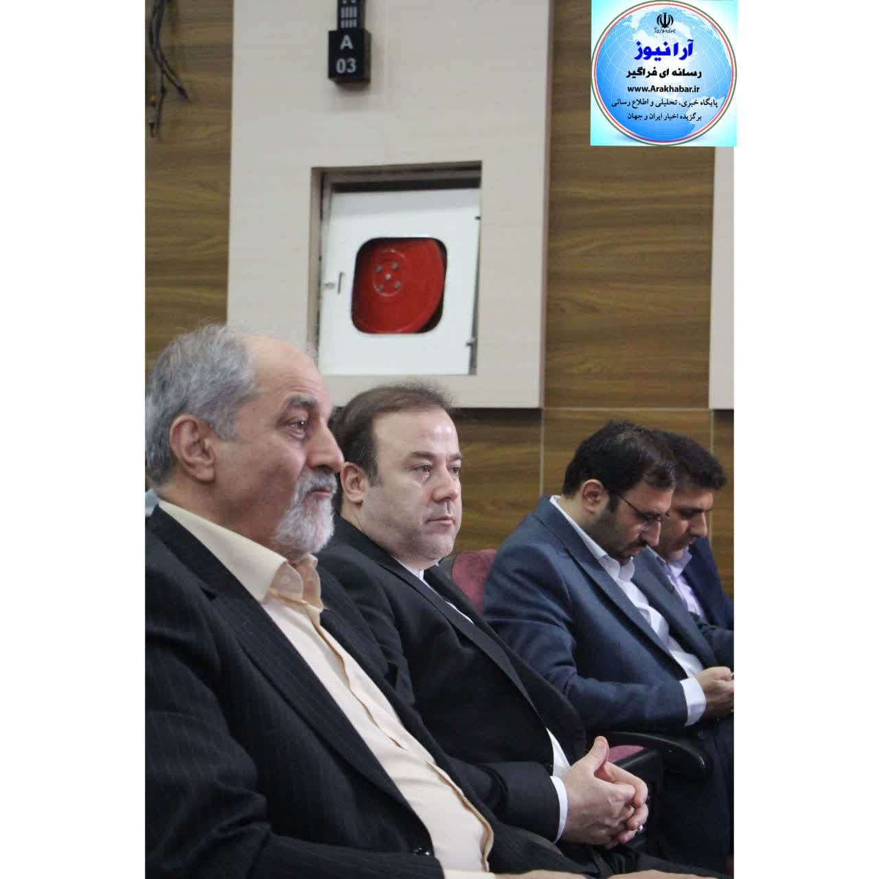 فولاد هرمزگان کلید واژه شاه راه صنعت فولاد ایران/درخشش فولاد هرمزگان میان سایر فولاد سازان کشور