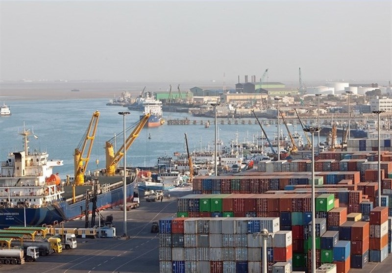 میانگین زمان ترخیص کالا در بنادر استان بوشهر ۴۵ روز است