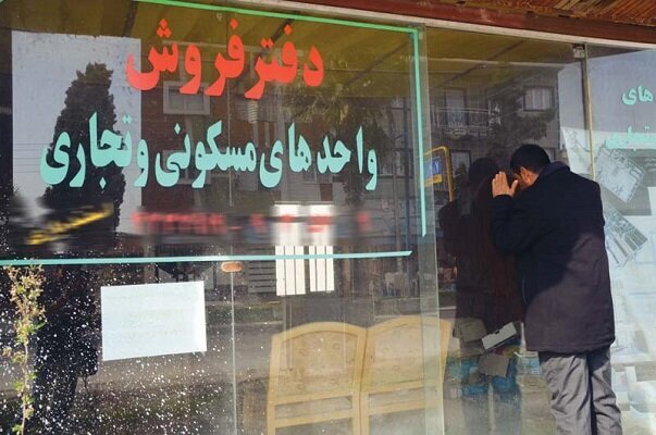 خریداران در به در به دنبال فروشندگان مسکن| تطبیق قیمت ها با دلار ۷۰ هزار تومانی؟!