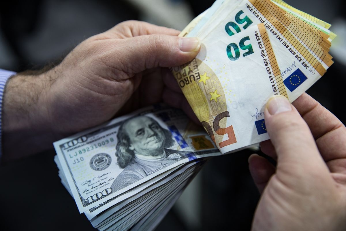 قیمت دلار و قیمت یورو امروز ۱۶ خرداد ۱۴۰۲