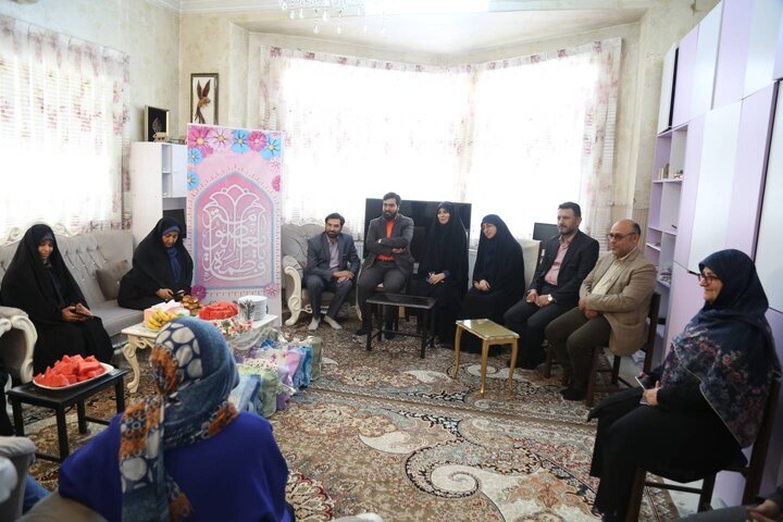 آموزش رایگان دختران در سرای محله دروازه شمیران