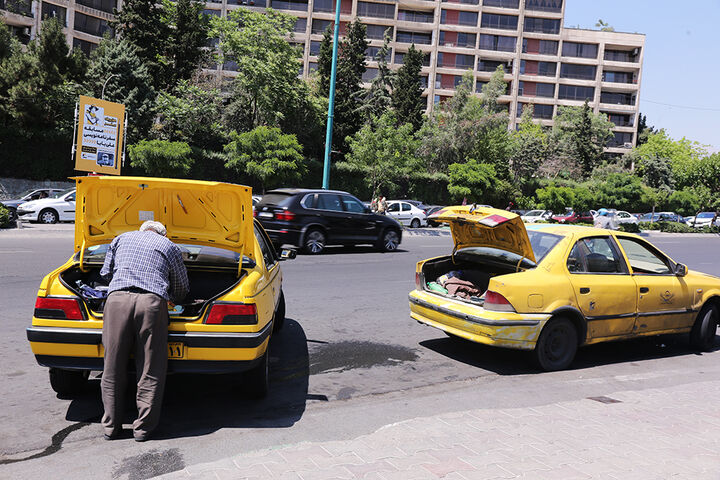وام نوسازی تاکسی در اختیار رانندگان خودروهای فرسوده قرار میگیرد وام نوسازی تاکسی در اختیار رانندگان خودروهای فرسوده قرار میگیرد