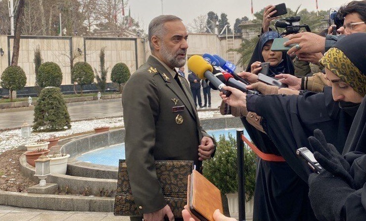 ناوشکن دنا ثمره تلاش دانشمندان ما در صنعت دفاعی بود