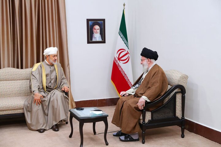 دیدار سلطان عمان با رهبر انقلاب اسلامی