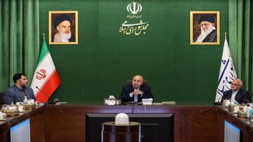 قالیباف در نشست بررسی لایحه عفاف و حجاب: بررسی لایحه عفاف و حجاب را با سرعت پیش می‌بریم