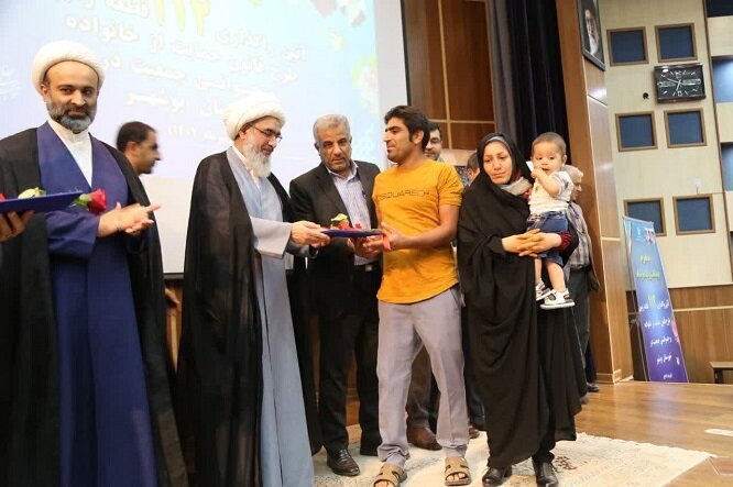 ۱۱۲ زمین به مشمولان قانون جوانی جمعیت در بوشهر واگذار شد