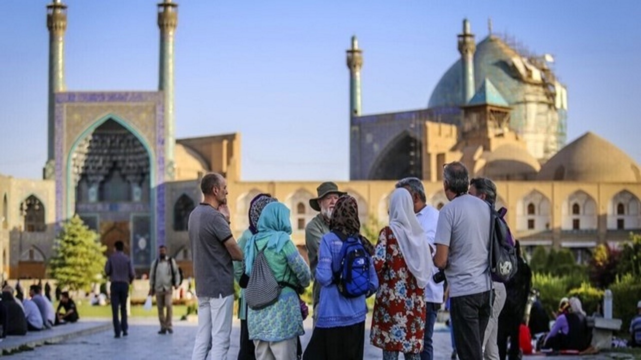 برنامه‌ریزی برای ورود ۱۵ میلیون گردشگر به کشور تا پایان برنامه هفتم