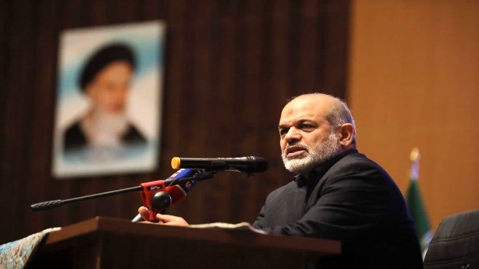 وزیر کشور: بخشی از جریمه‌های رانندگی بازدارنده نیست/ باید مبالغ جریمه تغییر کند