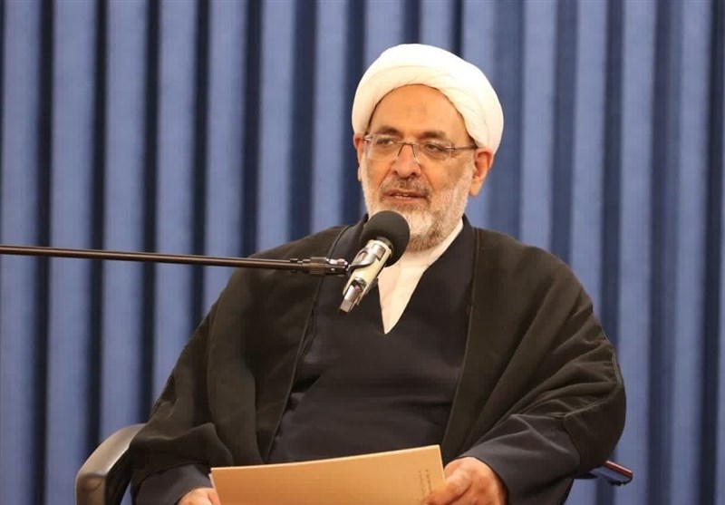 خلع ید ۳هزار متر از اراضی ملی در قائمشهر