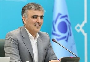توضیحات رییس کل بانک مرکزی درباره نوسان نرخ ارز/ کالا با دلار چند تومانی وارد می‌شود؟