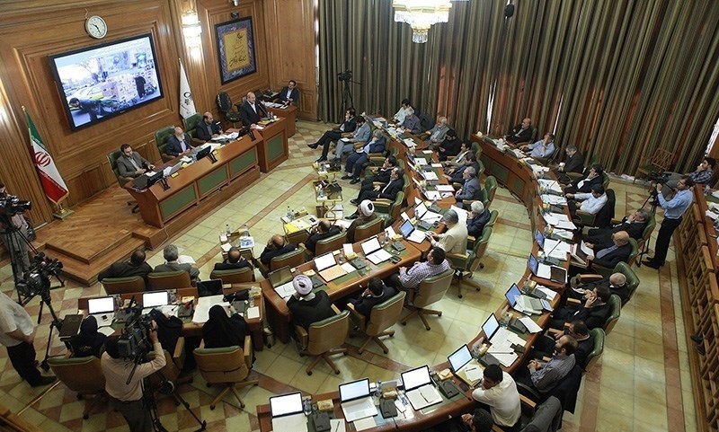 دغدغه حجاب در خیابان بهشت دغدغه حجاب در خیابان بهشت