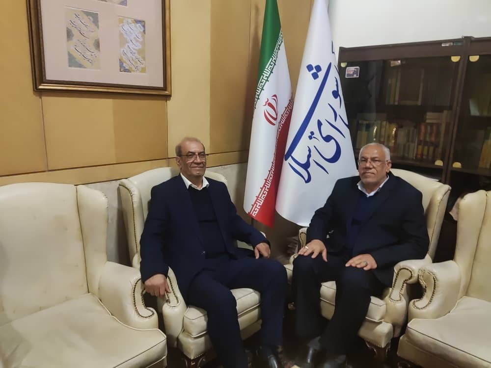 حمید باوی بحره رئیس کانون بازنشستگان و مستمری بگیران اهواز ، کارون  باوی ،حمیدیه‌،گام بلند و مقتدرانه در راستای تقویت زیر ساخت های کانون بازنشستگان اهواز و سوغاتش از ساختمان سازمان تأمین اجتماعی کشور پایتخت احداث درمانگاه تخصصی دندانپزشکی برای بازنشستگان در اهواز برای اولین بار در استان/