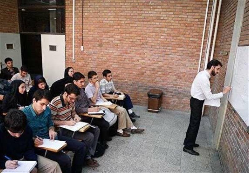 ۱۲۲۸ دانشآموز نخبه تحت حمایت کمیته امداد خراسان جنوبی ۱۲۲۸ دانشآموز نخبه تحت حمایت کمیته امداد خراسان جنوبی