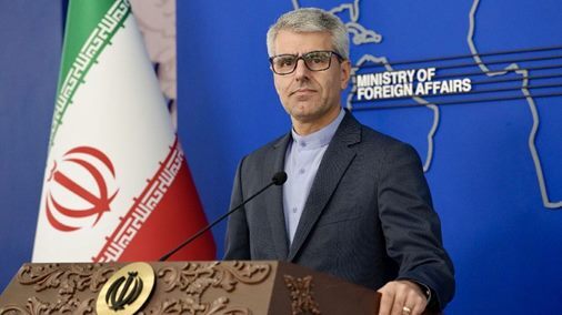 ارتباط ایران از طریق دوستان خود با حاکمیت سوریه امر جدیدی نیست/ مقامات ارشد کشورمان در مراسم تشیع پیکر فرمانده شهید حزب الله شرکت کنند