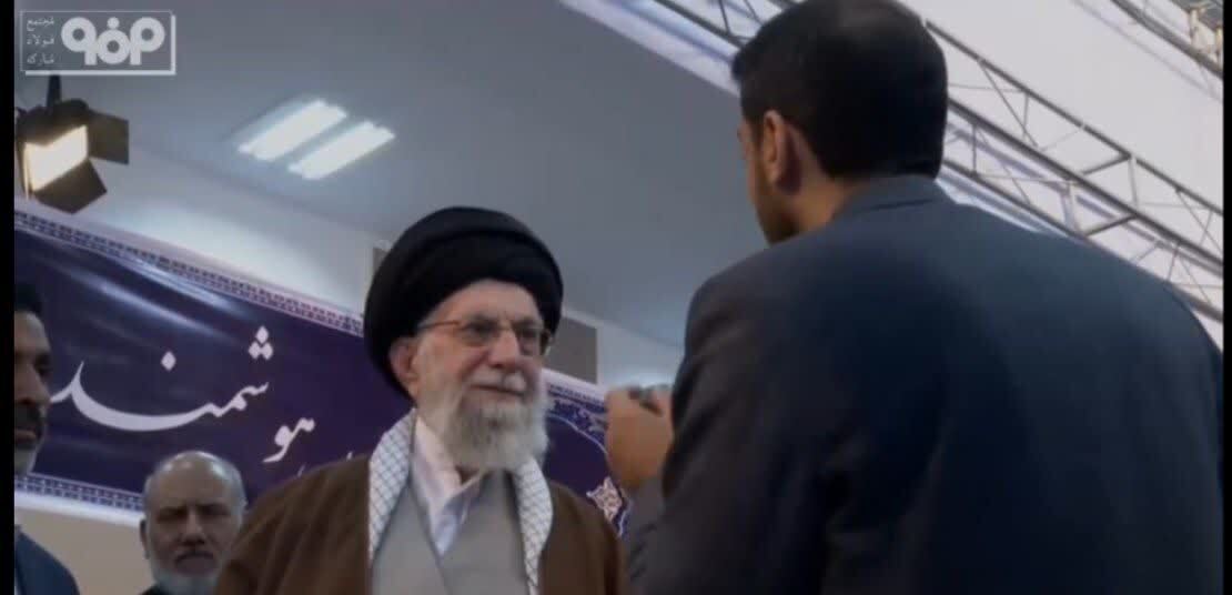 ویدیو: بازدید رهبر انقلاب از غرفه فولاد مبارکه در نمایشگاه پیشگامان پیشرفت
