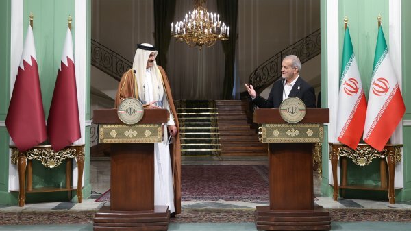 در گفتگو با امیر قطر تصمیمات خوبی برای تعمیق مناسبات و گشودن مسیرهای جدید همکاری اتخاذ کردیم در گفتگو با امیر قطر تصمیمات خوبی برای تعمیق مناسبات و گشودن مسیرهای جدید همکاری اتخاذ کردیم