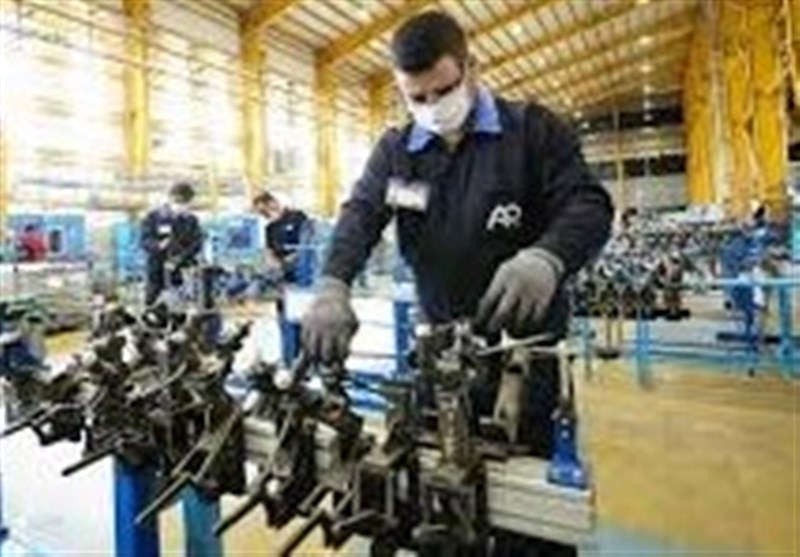 صنایع اشتهارد کمبود نیروی کار ماهر دارند صنایع اشتهارد کمبود نیروی کار ماهر دارند