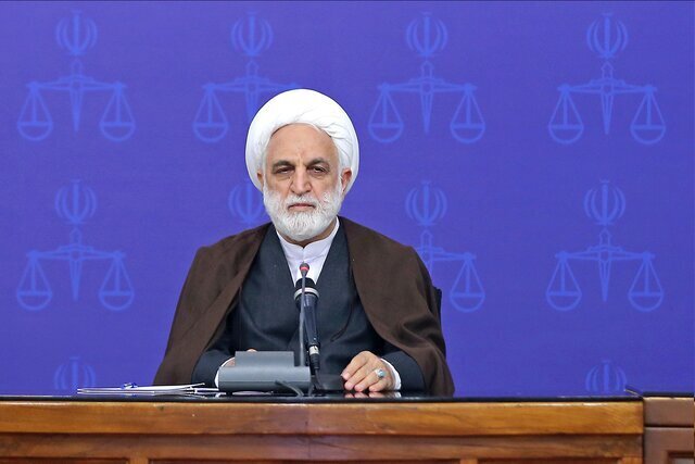 رئیس قوه قضاییه: کمک به دولت برای ارتقاء وضع معیشت مردم را وظیفه میدانیم رئیس قوه قضاییه: کمک به دولت برای ارتقاء وضع معیشت مردم را وظیفه میدانیم