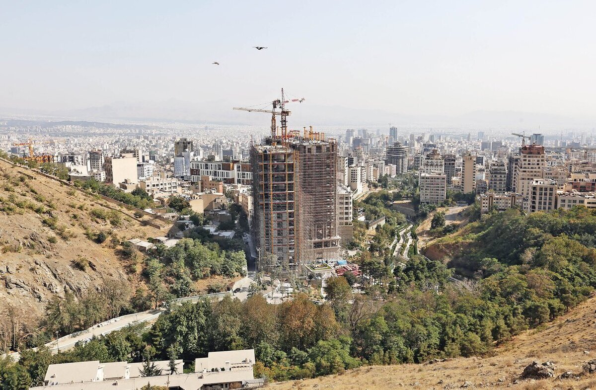 پادشاهی پولداران در تهران؛ هتل ولنجک مصوبه باغ دارد و نه برج/ ساخت و ساز روی گسل اصلی و بالای ۱۸۰۰ متر