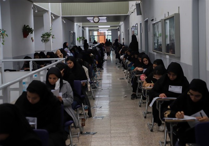 وزیر علوم: پیگیر کمک‌هزینه تحصیلی برای دانشجویان دکترا هستیم