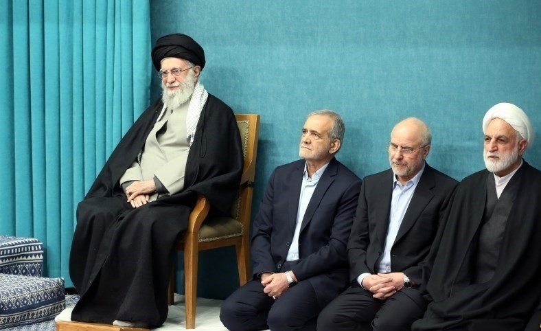 مأموریت مهم رهبر معظم انقلاب به کارگزاران/ انسجام قوا برگ برنده ایران