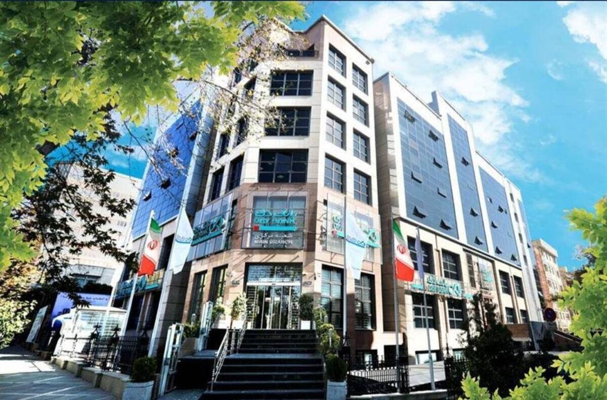 بانک دی در مسیر کاهش شناوری سهم و افزایش سرمایه نقدی 