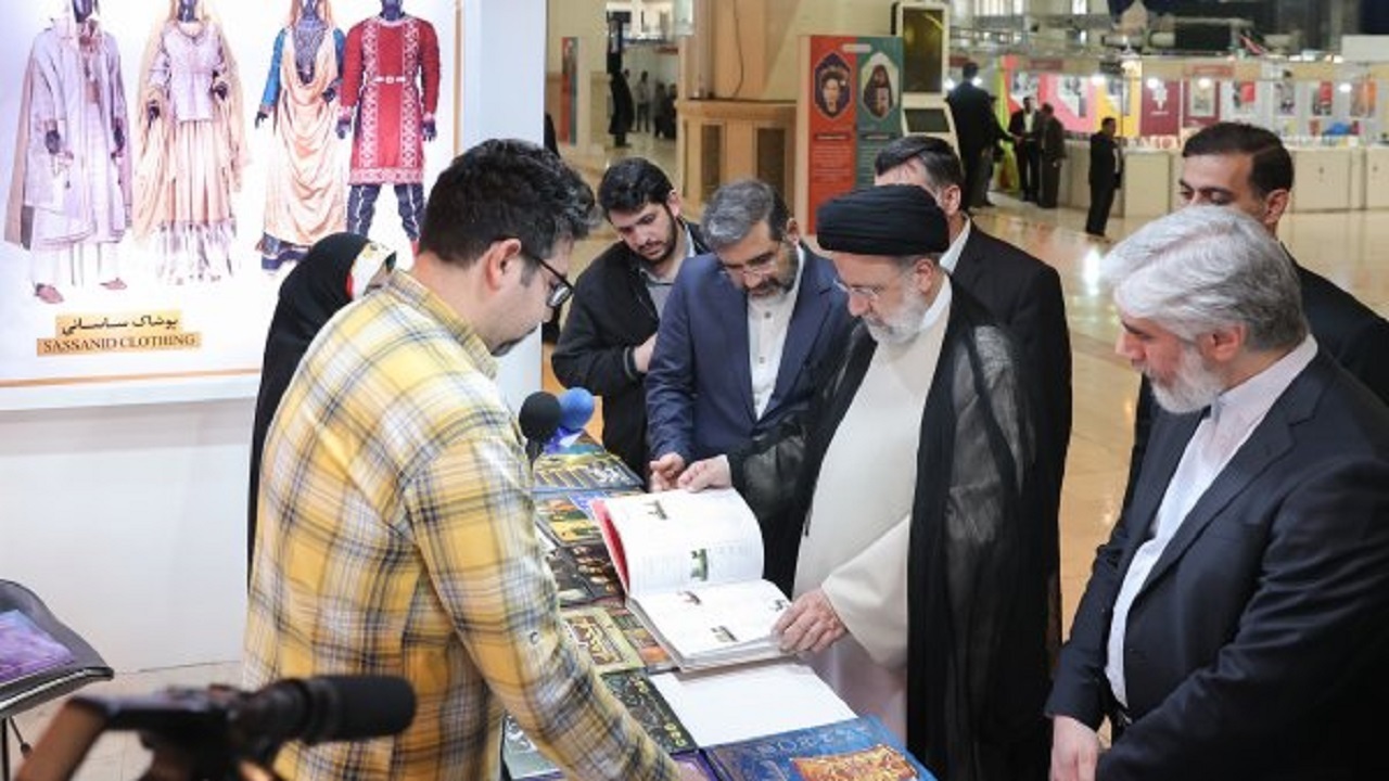 در تولید کاغذ خودکفا و مستقل شده‌ایم/تلاش دولت برای برقراری عدالت فرهنگی و دسترسی همگانی به کتاب براساس سند آمایش سرزمینی