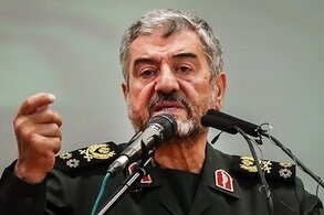 تذکر رهبر انقلاب به مسئولان اجرایی درباره گشت ارشاد و حجاب تایید شد/ سردار جعفری: اظهارات آقای فضائلی صحت دارد /با مأمور خطا کرده برخورد شده است