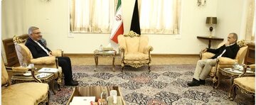 جلسه مهم پزشکیان و تیم اقتصادی اش با رئیس سازمان برنامه و بودجه درباره یارانه ها، بودجه عمومی کشور، خرید گندم و ...