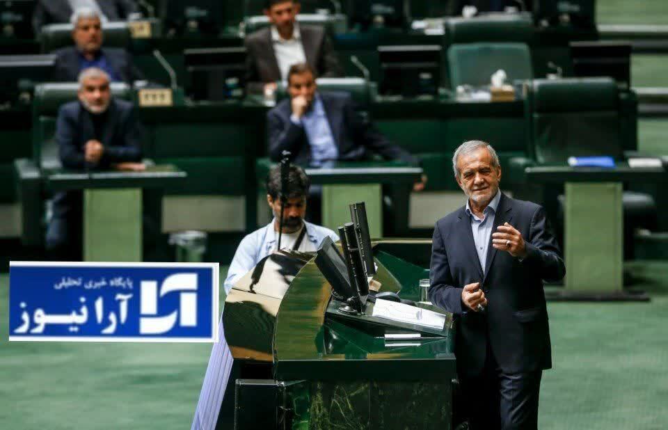 در جا‌هایی که کسی جرات نداشت من حرف زدم