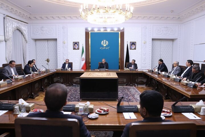 دنبال به کارگیری افراد توانمند و نخبه هستیم