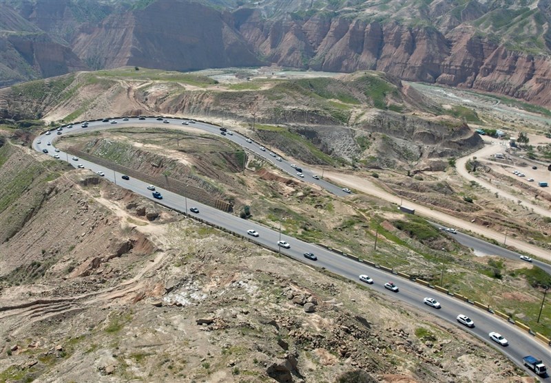 حجم بار ترافیک بالا در محورهای استان بوشهر حجم بار ترافیک بالا در محورهای استان بوشهر