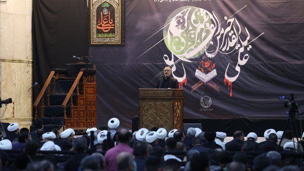 ایران زمانی به جایگاه واقعی خود میرسد که هر یک از ما تصمیم بگیریم تغییر کنیم ایران زمانی به جایگاه واقعی خود میرسد که هر یک از ما تصمیم بگیریم تغییر کنیم
