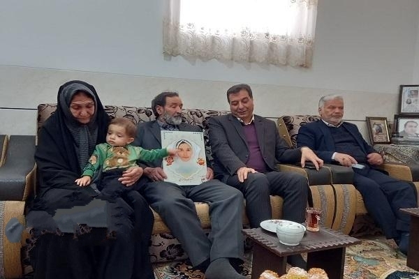 شهیده مرسانا بهرامی، الگوی علاقه‌مندی به کتاب برای دانش‌آموزان است