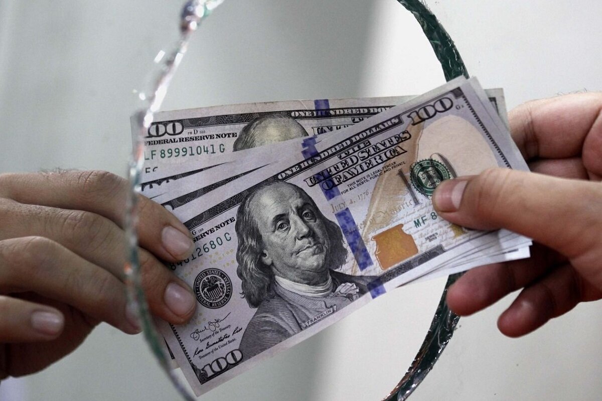 پیش بینی قیمت دلار تا پایان سال/ موتور افزایش قیمت دلار روشن شد پیش بینی قیمت دلار تا پایان سال/ موتور افزایش قیمت دلار روشن شد