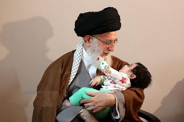 عشق على را درون جانش داشت
